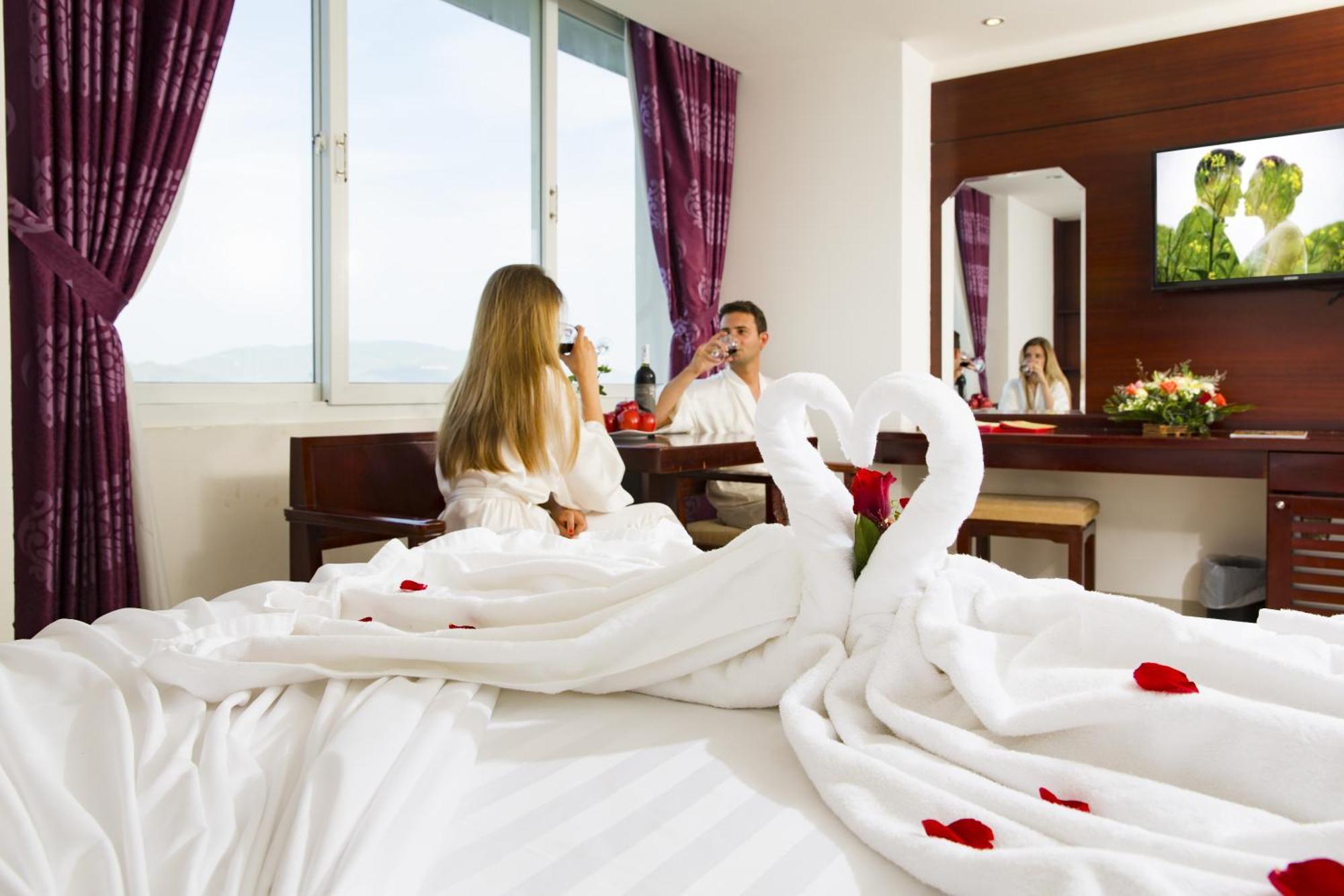 Majestic Nha Trang Hotel מראה חיצוני תמונה