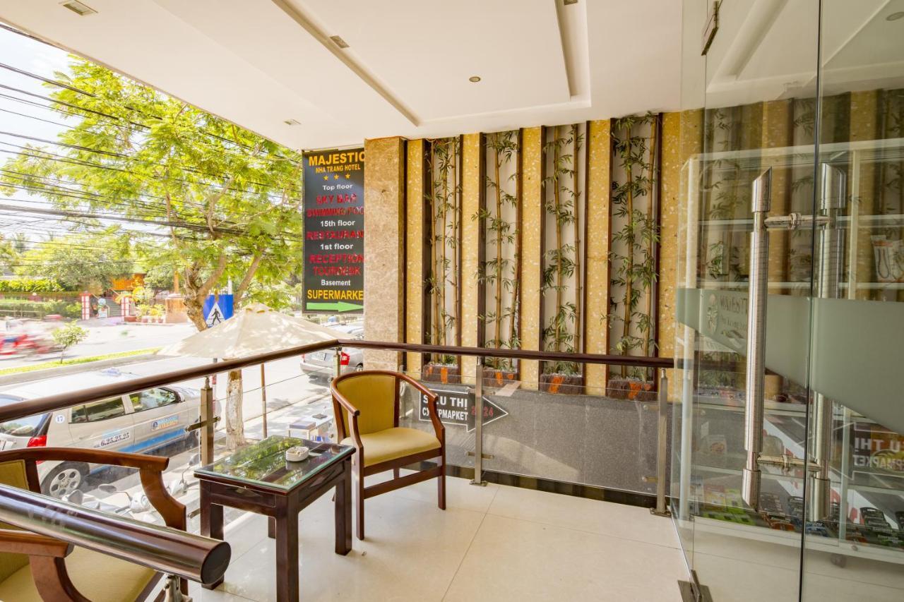 Majestic Nha Trang Hotel מראה חיצוני תמונה