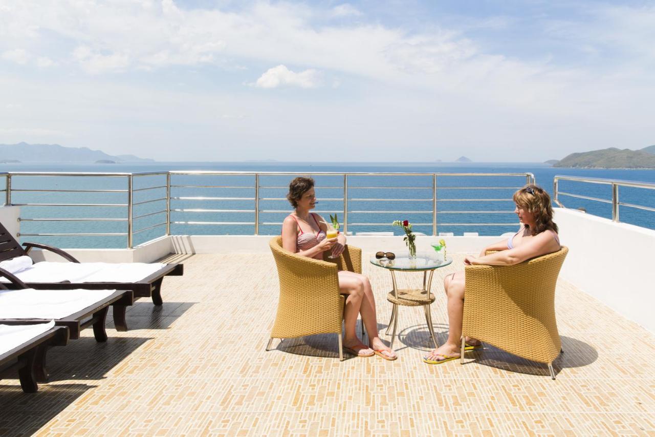 Majestic Nha Trang Hotel מראה חיצוני תמונה